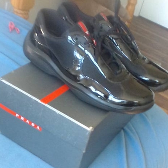 Pradas - Picture 2 of 4